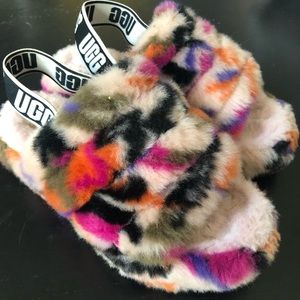 UGG FLUFF YEAH SANDLES